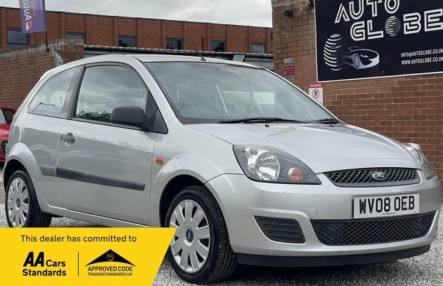 Ford Fiesta Style Climate Silver