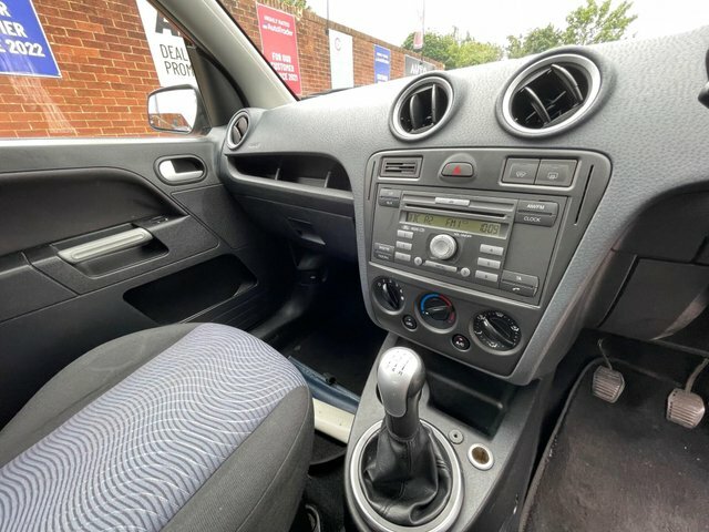 Ford Fusion 1.6L Fusion Euro 4 100 Bhp Silver #51