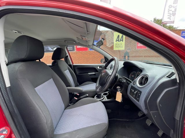 Ford Fusion 1.6L Fusion Euro 4 100 Bhp Silver #22