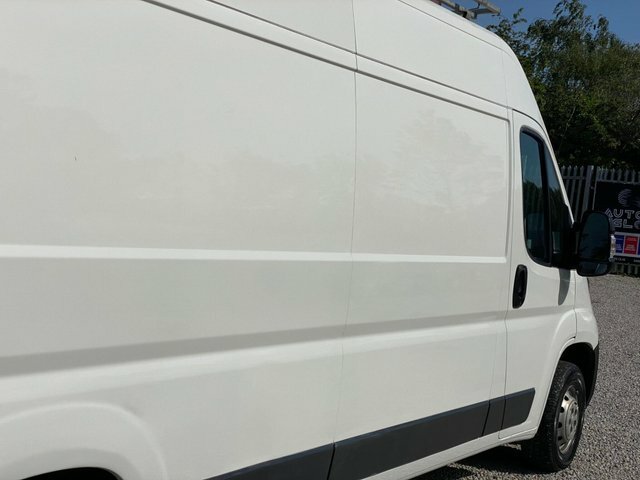 Peugeot Boxer 2.0 Bluehdi 333 Professional L1 H1 Air Con 2017 White #37