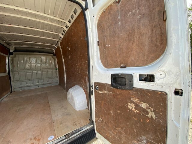 Peugeot Boxer 2.0 Bluehdi 333 Professional L1 H1 Air Con 2017 White #14