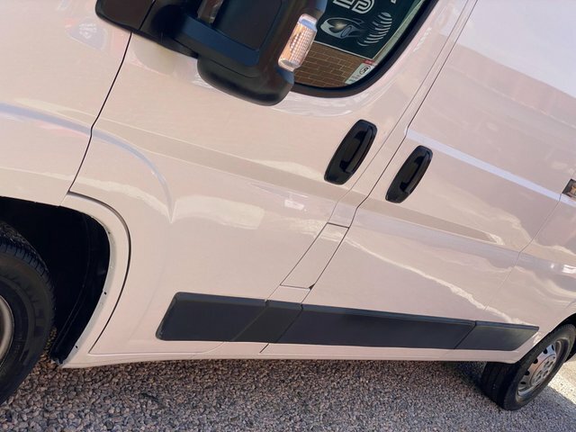 Peugeot Boxer 2.0 Bluehdi 333 Professional L1 H1 Air Con 2017 White #36