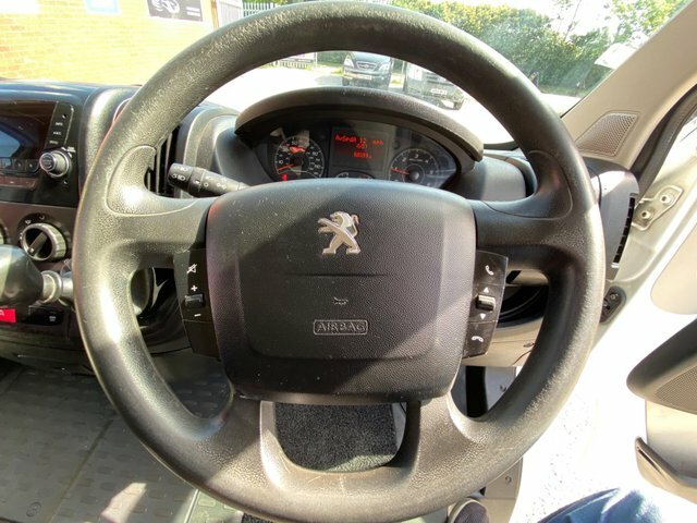 Peugeot Boxer 2.0 Bluehdi 333 Professional L1 H1 Air Con 2017 White #22
