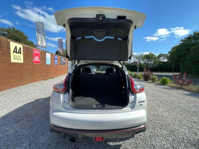 Nissan Juke 1.2 Dig-t Tekna Suv Euro 6 Ss White #12