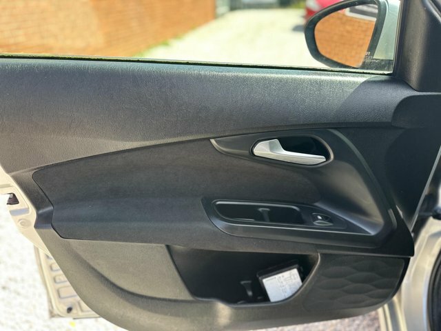 Fiat Tipo 1.6 Multijetii Lounge Estate Eur White #37