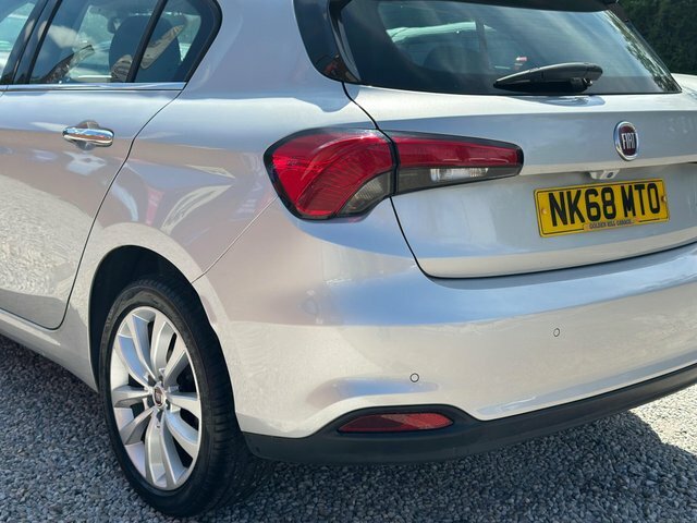 Fiat Tipo 1.6 Multijetii Lounge Estate Eur White #24