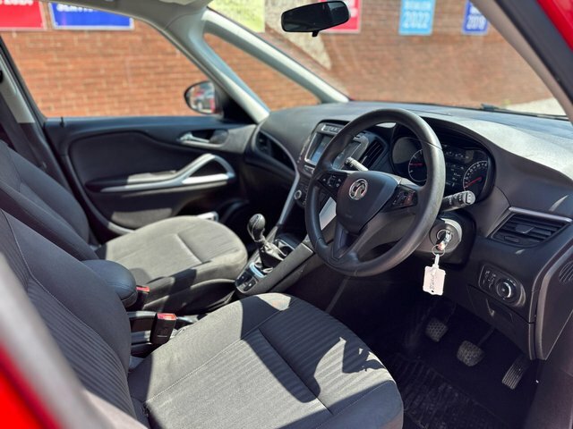 Vauxhall Zafira Tourer Turbo Design Euro 6 Red #5