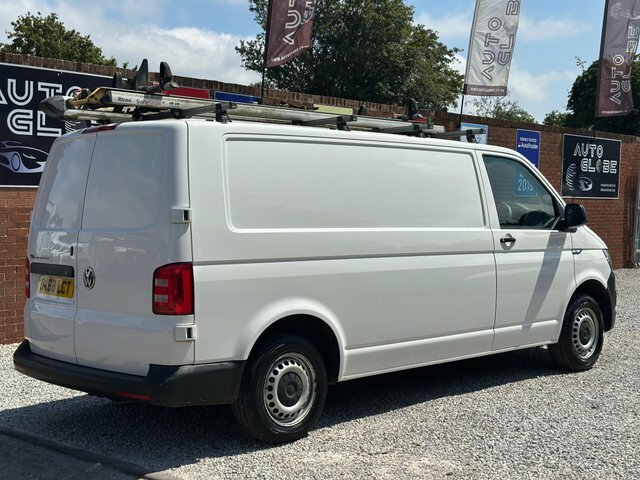 Volkswagen Transporter Tdi T32 Bluemotion Tech DV68LCT White #3