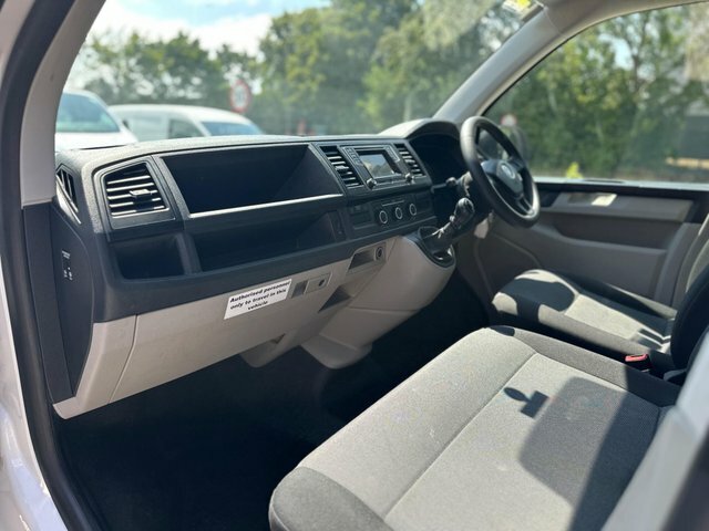 Volkswagen Transporter Tdi T32 Bluemotion Tech DV68LCT White #6