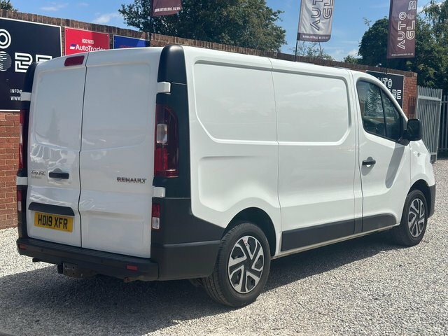 Renault Trafic Dci 27 Business Swb White #4