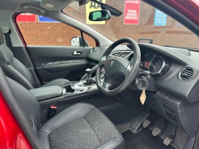 Peugeot 3008 Puretech Allure Euro 6 Red #5