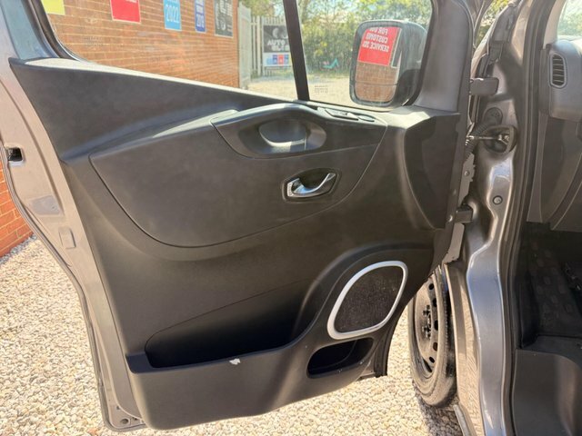 Vauxhall Vivaro Panel Van White #24