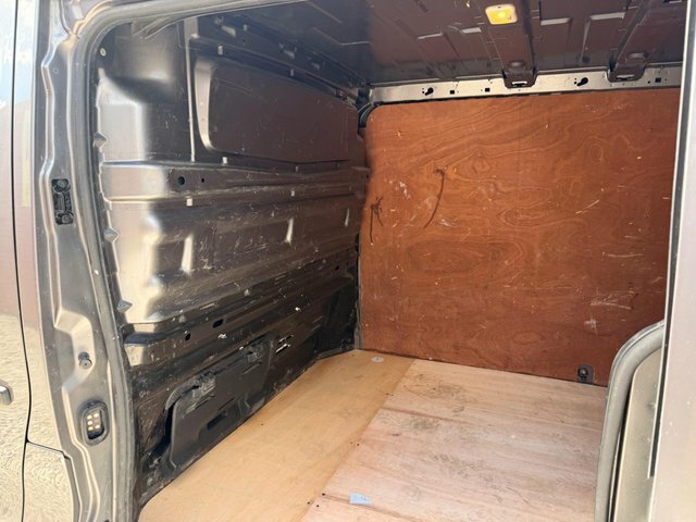 Vauxhall Vivaro Panel Van White #28