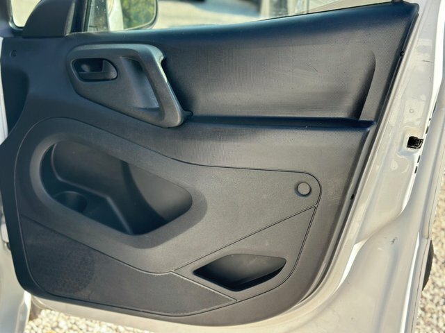 Peugeot Partner E-hdi Tepee S Grey #22