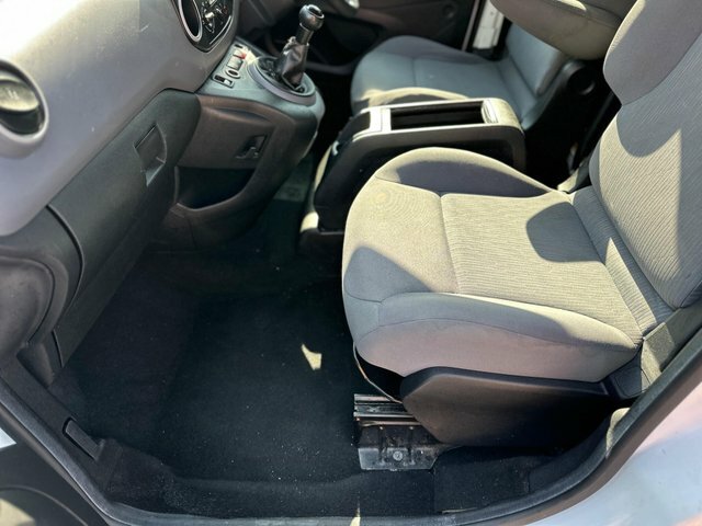 Peugeot Partner E-hdi Tepee S Grey #28