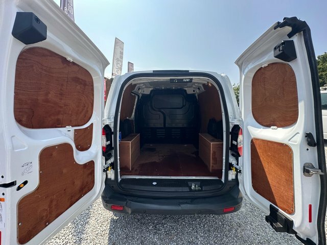 Ford Transit Courier Ecoboost Leader L1 Euro White #6