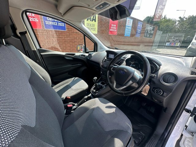 Ford Transit Courier 1.0 Ecoboost Leader Van 6 Speed White #14