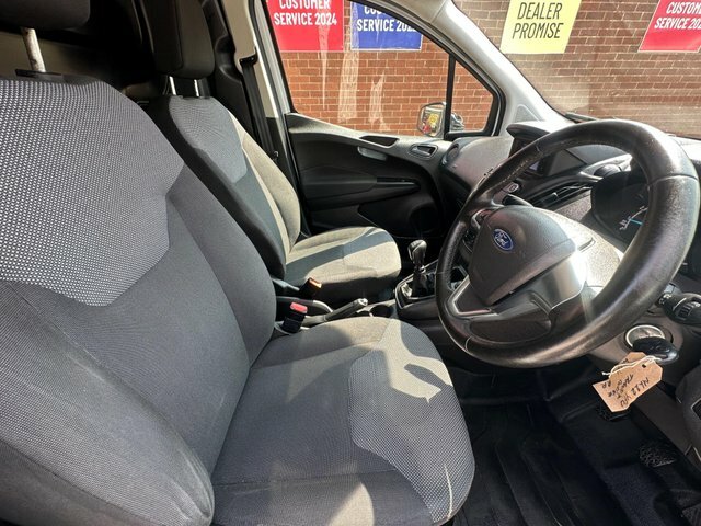 Ford Transit Courier 1.0 Ecoboost Leader Van 6 Speed White #17