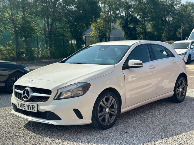 Mercedes-Benz A Class A180d Sport Euro 6 YA66NYR White #2