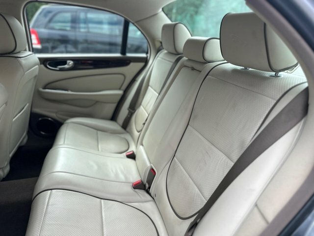 Jaguar XJ 2.7 Tdvi Executive Black #47