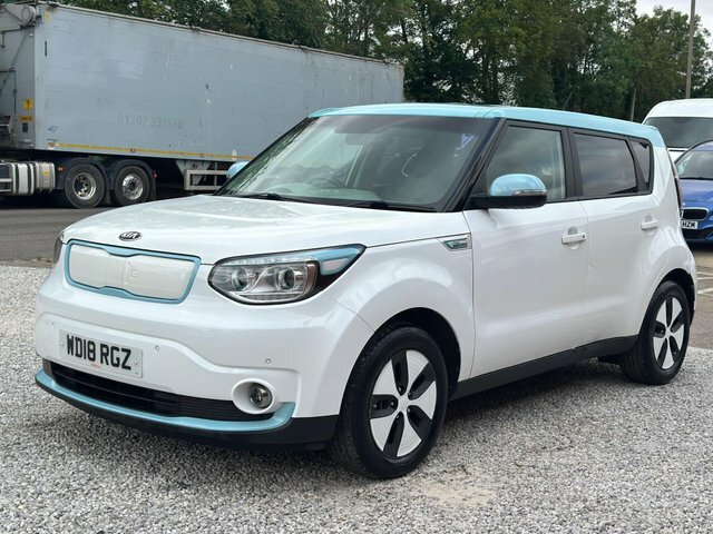 Kia Soul Ev Auto 5dr White #2