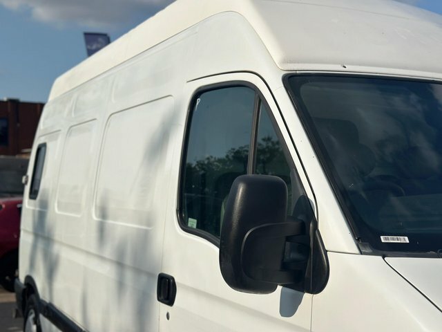 Renault Master Mpv White #27