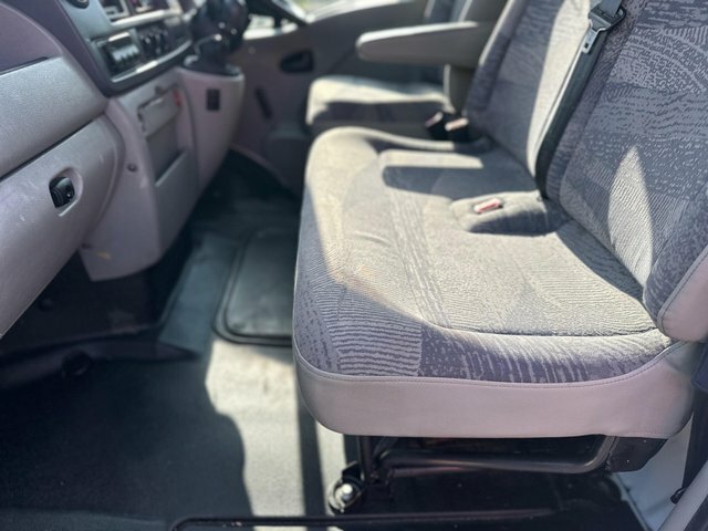 Renault Master Mpv White #31