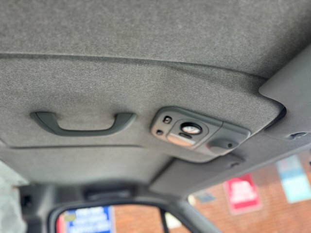 Renault Master Mpv White #37