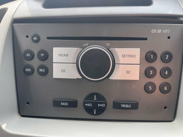 Vauxhall Vivaro 1.6 Cdti 2700 L1 White #29