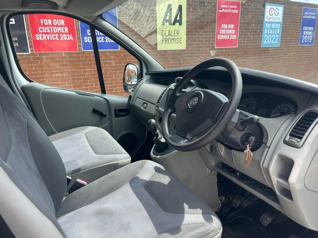 Vauxhall Vivaro 2900 Cdti Panel Van White #5