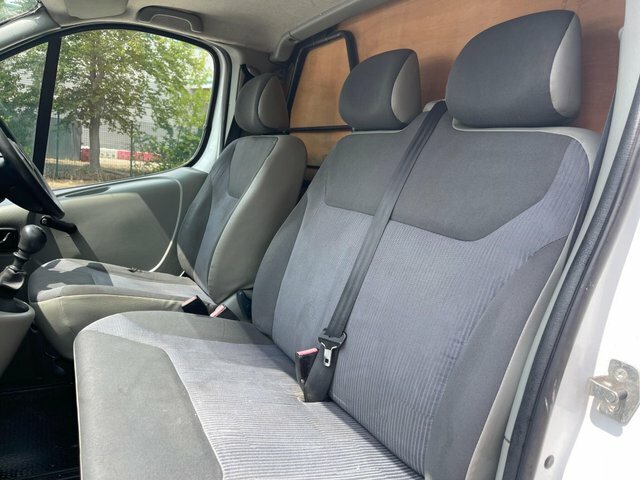 Vauxhall Vivaro 1.6 Cdti 2700 L1 White #36