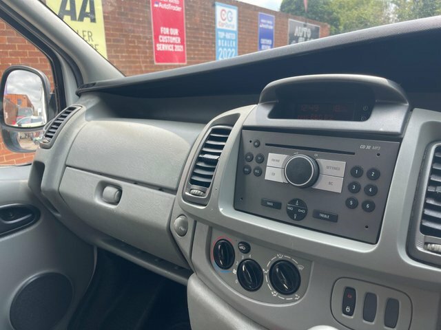 Vauxhall Vivaro 2900 Cdti Panel Van White #6