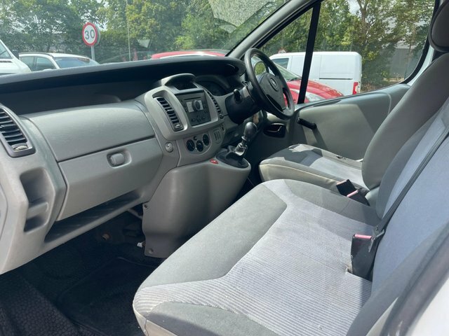 Vauxhall Vivaro 1.6 Cdti 2700 L1 White #32