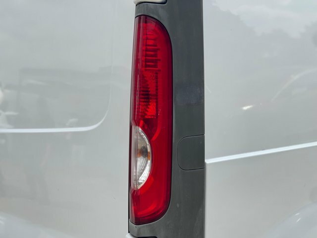 Vauxhall Vivaro 1.6 Cdti 2700 L1 White #19