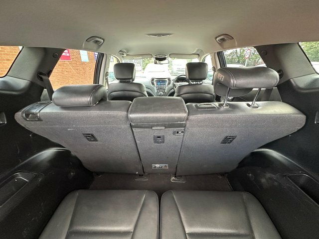 Hyundai Santa Fe Suv Black #9