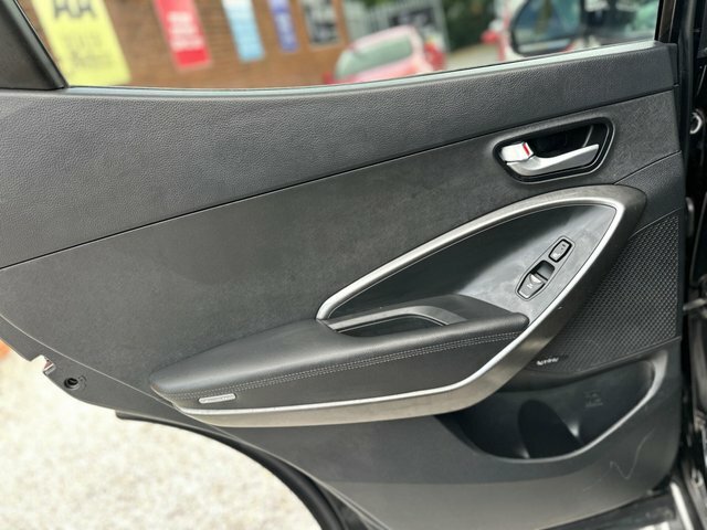 Hyundai Santa Fe Suv Black #37