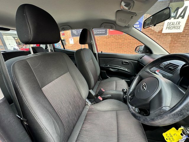 Kia Picanto Strike 5dr Red #5