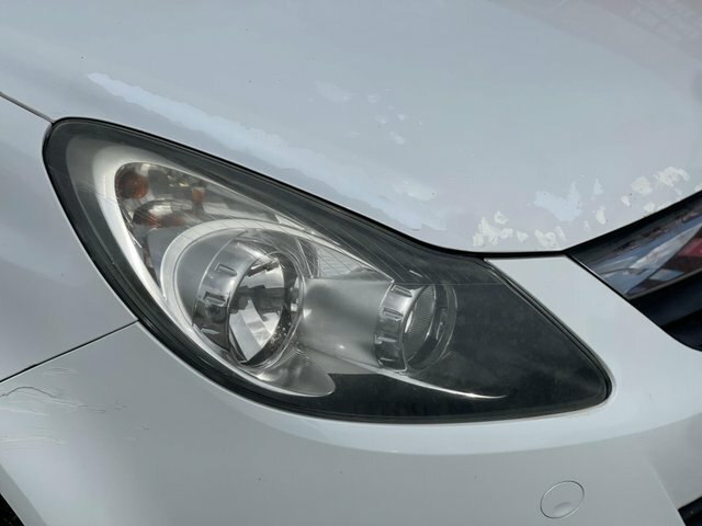 Vauxhall Corsa 1.0I 12V Life Black #18