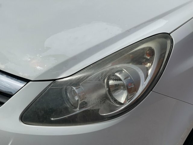 Vauxhall Corsa 1.0I 12V Life Black #16