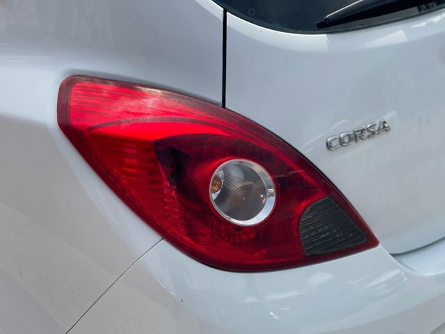 Vauxhall Corsa 1.0I 12V Life Black #20