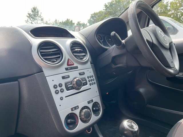 Vauxhall Corsa 1.0I 12V Life Black #11