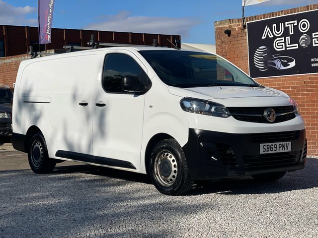 Vauxhall Vivaro Turbo D 3100 Edition White