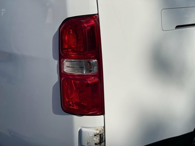 Vauxhall Vivaro 2900 1.5D 100Ps Edition H1 Van White #17