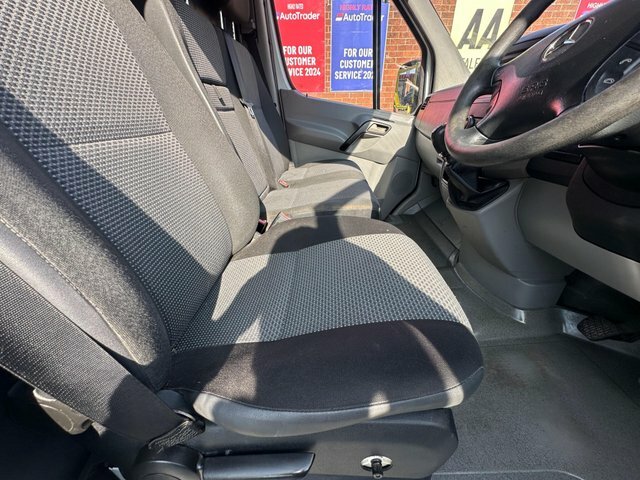 Mercedes-Benz Sprinter 2.1 313 Cdi Rwd L2 White #18