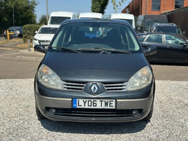 Renault Grand Scenic Se I-vtec White #13