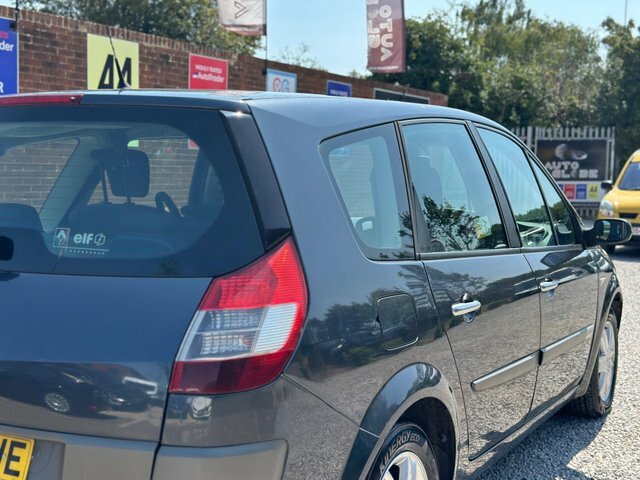 Renault Grand Scenic Se I-vtec White #16