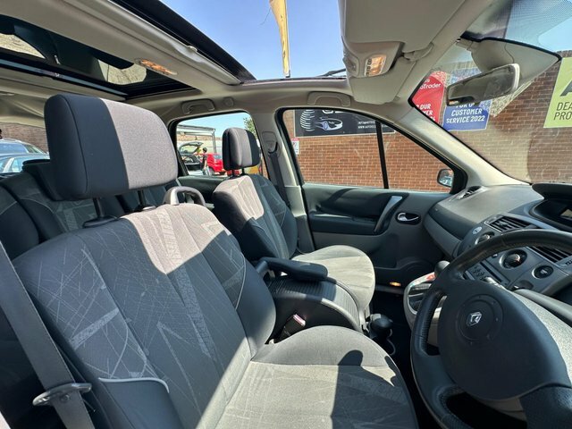 Renault Grand Scenic Se I-vtec White #21