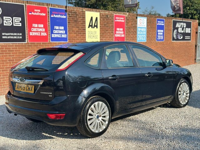 Ford Focus Titanium 5dr AP09CWX Black #3