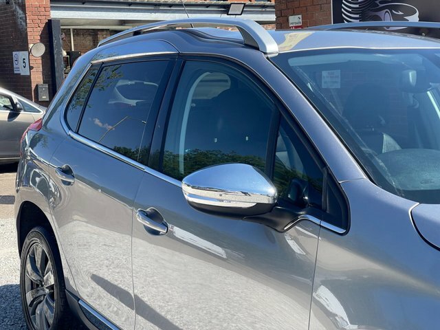 Peugeot e-2008 E-vti Puretech Allure Suv Egc Euro 5 Ss 82 Grey #37