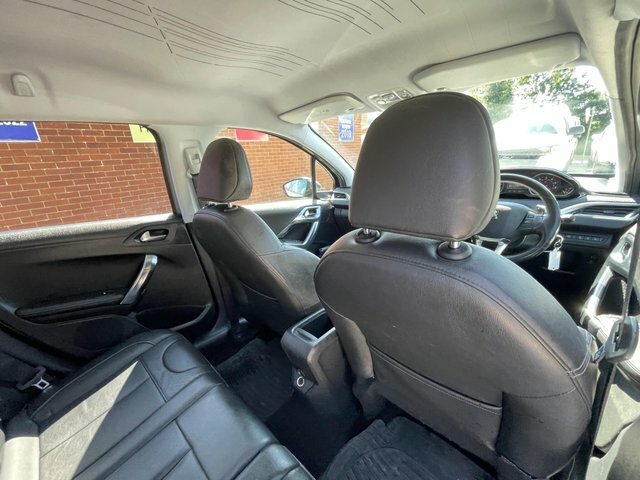 Peugeot e-2008 E-vti Puretech Allure Suv Egc Euro 5 Ss 82 Grey #15
